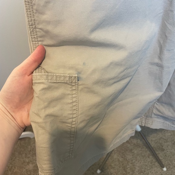 Carhartt Men's Beige Cargo Shorts - Picture 3 of 5